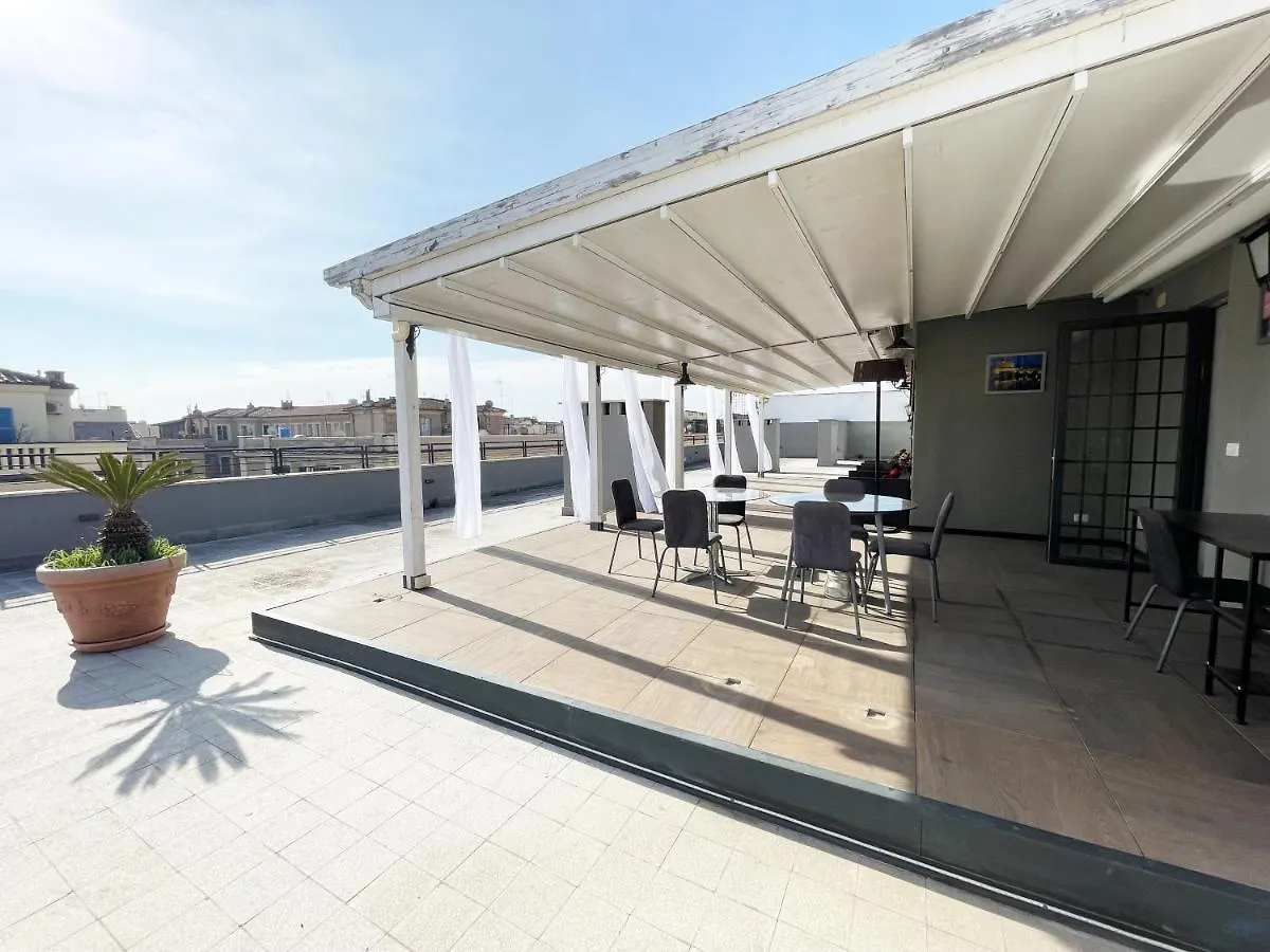 Attico Al Centro Di Roma Apartment